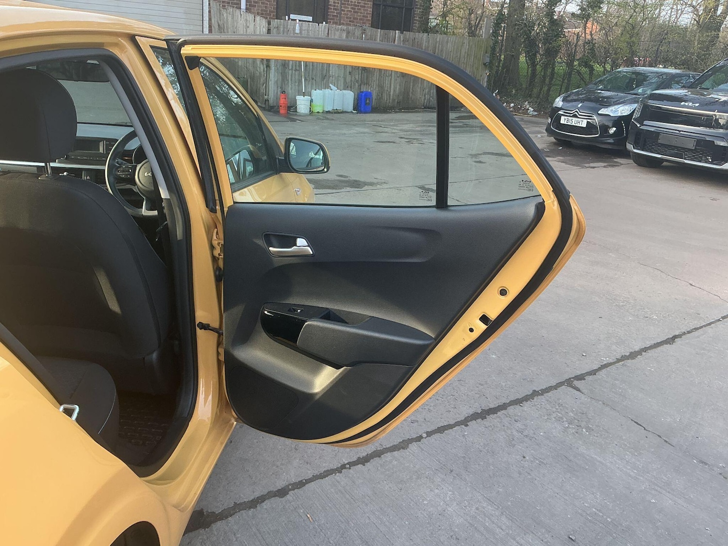 Used Kia Picanto 2023 for sale - 78204579: Photo 20