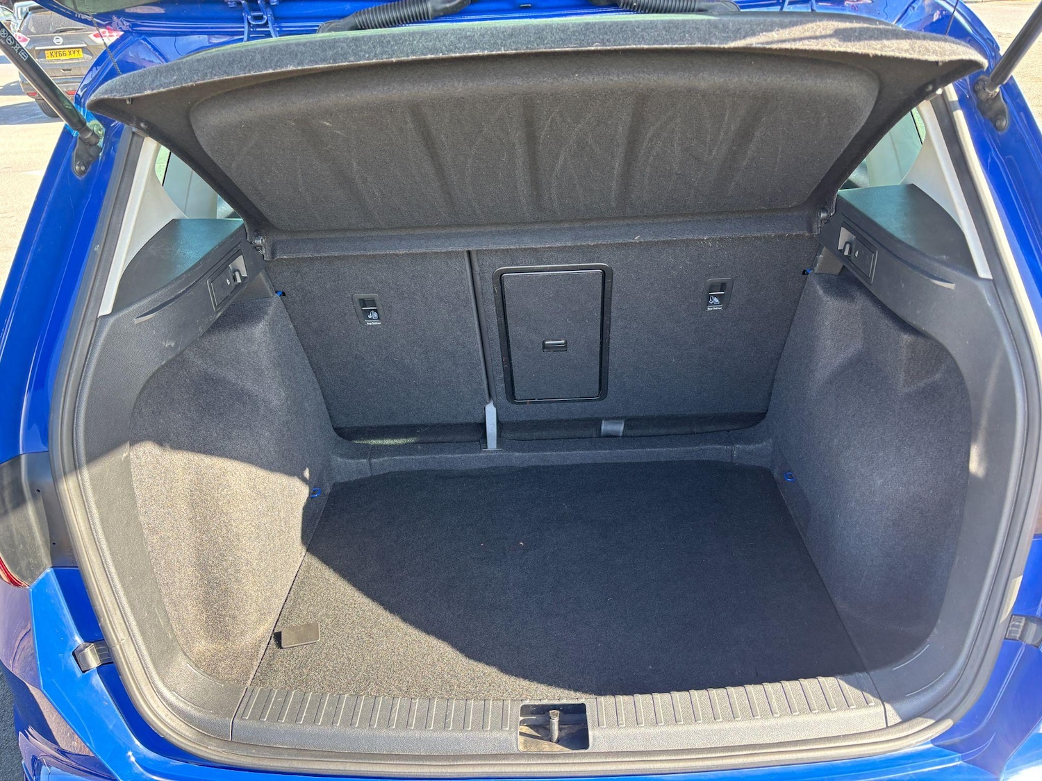 Vehicle 44