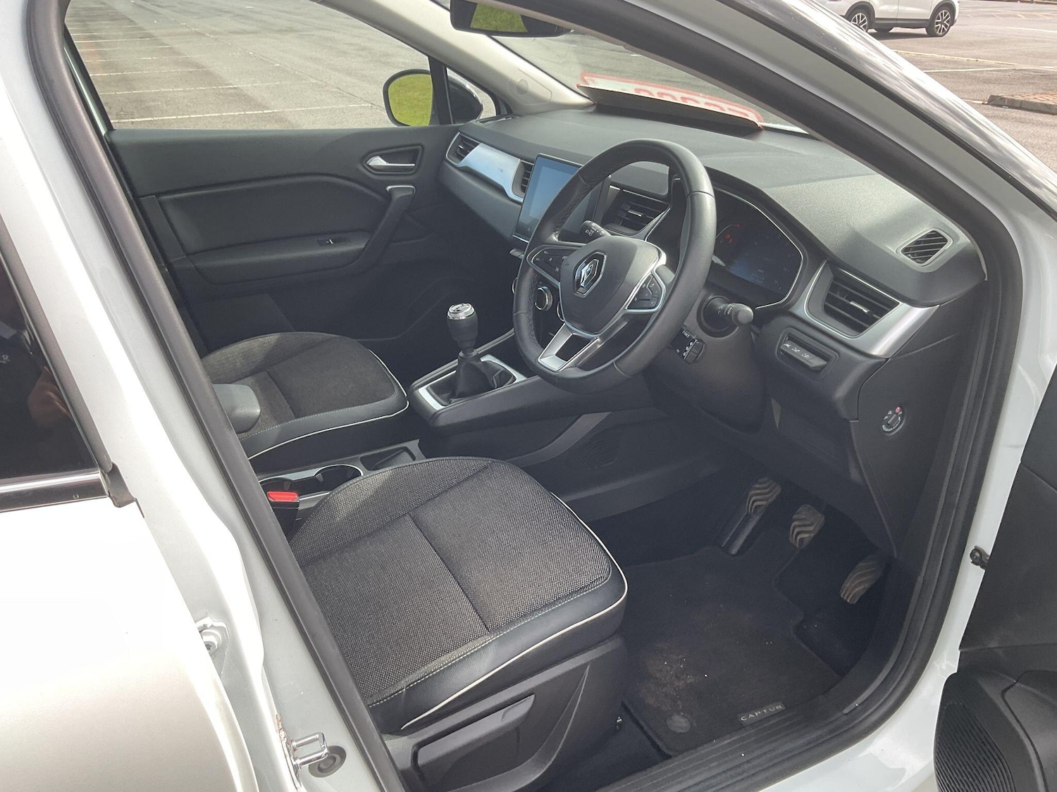 Used Renault Captur 2023 for sale - 76270392: Photo 13