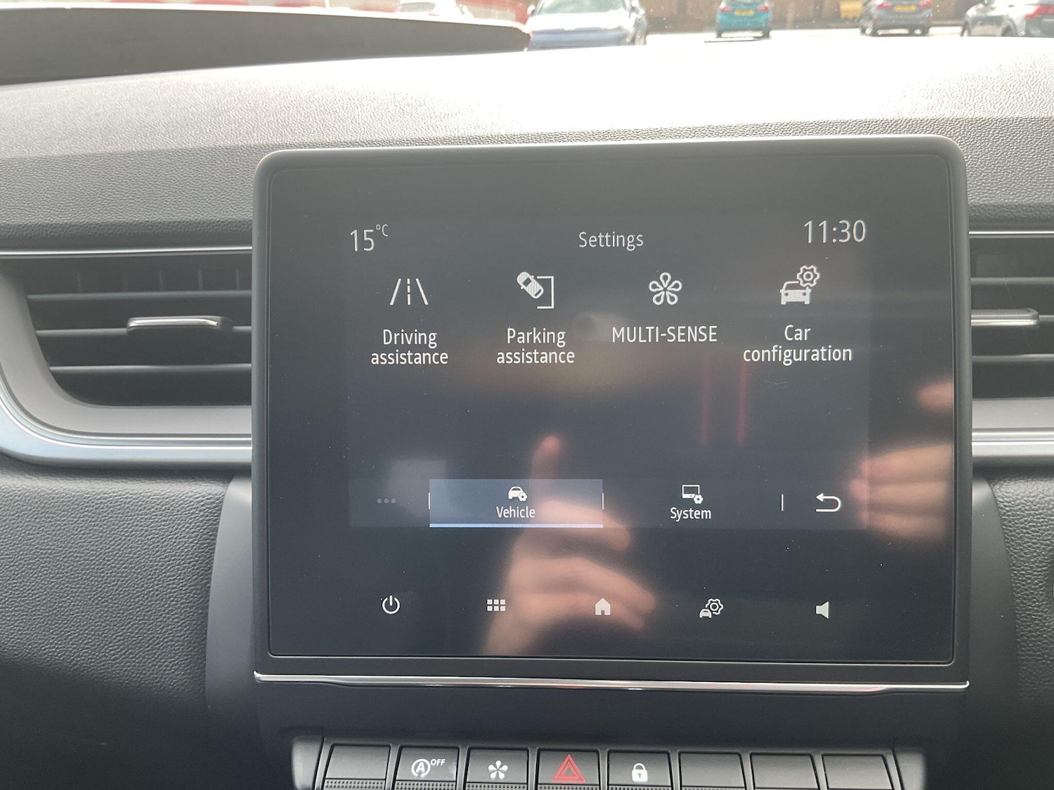 Used Renault Captur 2023 for sale - 76270392: Photo 51
