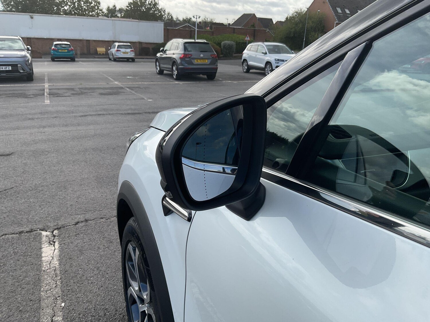 Used Renault Captur 2023 for sale - 76270392: Photo 55
