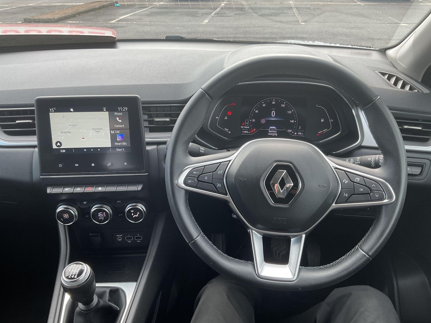 Used Renault Captur 2023 for sale - 76270392: Photo 60