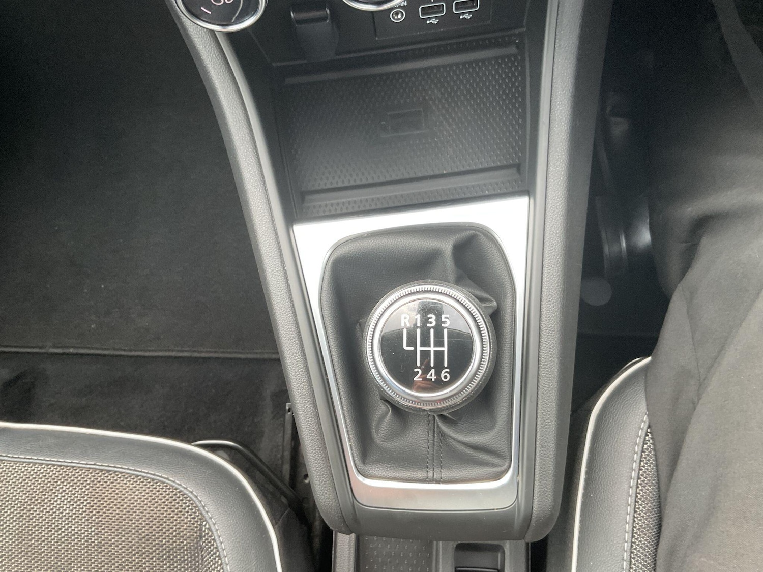 Used Renault Captur 2023 for sale - 76270392: Photo 71