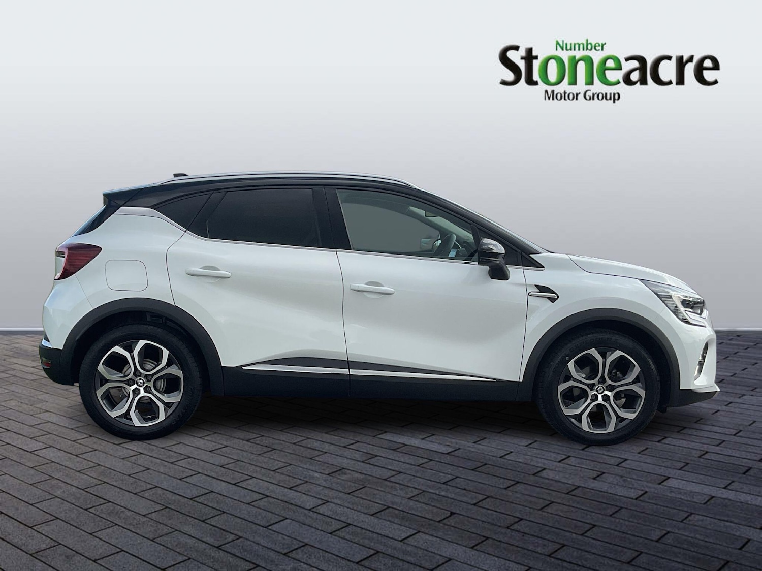 Used Renault Captur 2023 for sale - 76270392: Photo 8