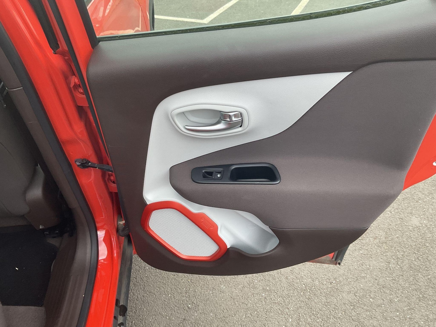 Used Jeep Renegade 2017 for sale - 78184714: Photo 30