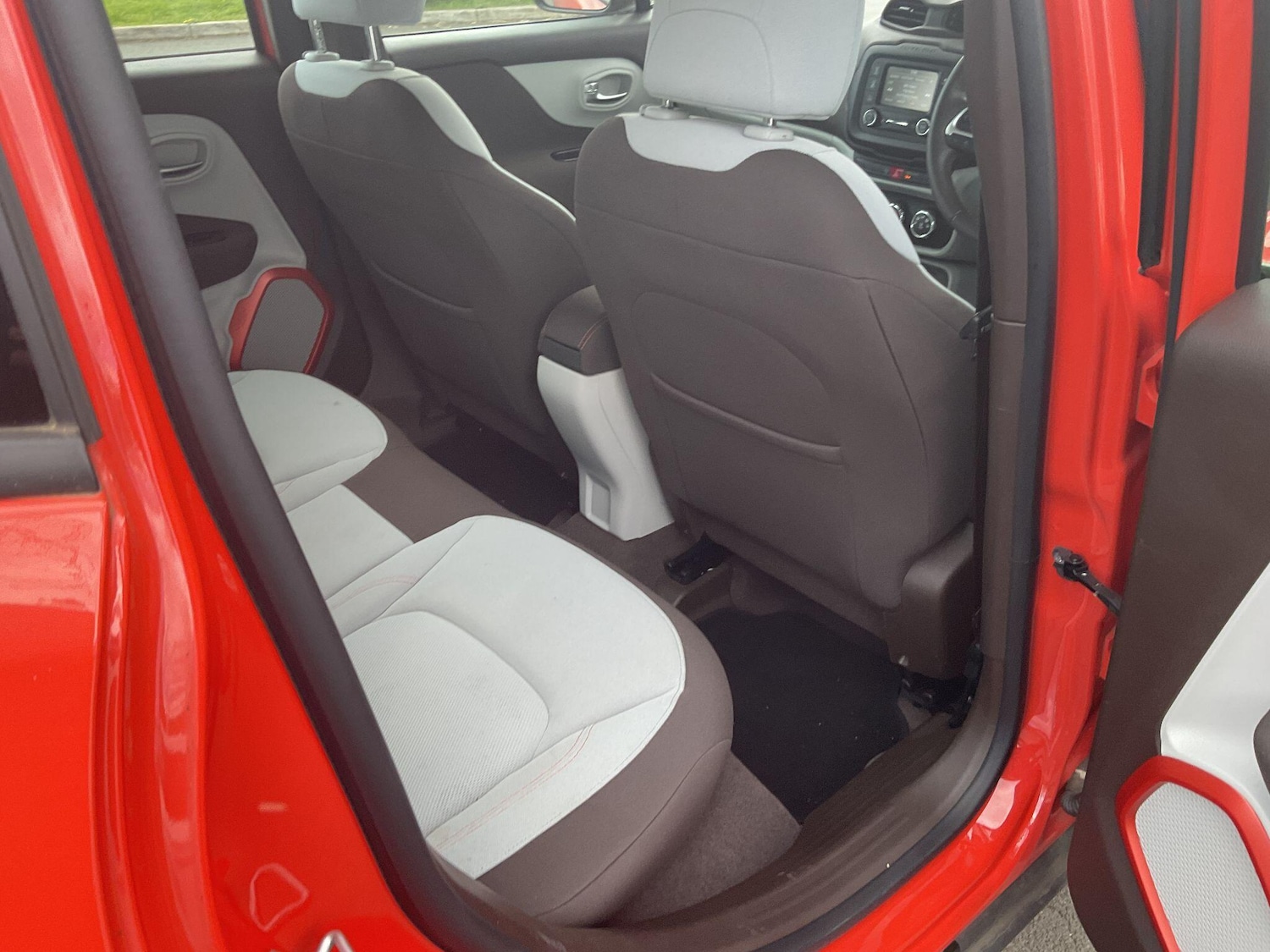 Used Jeep Renegade 2017 for sale - 78184714: Photo 31