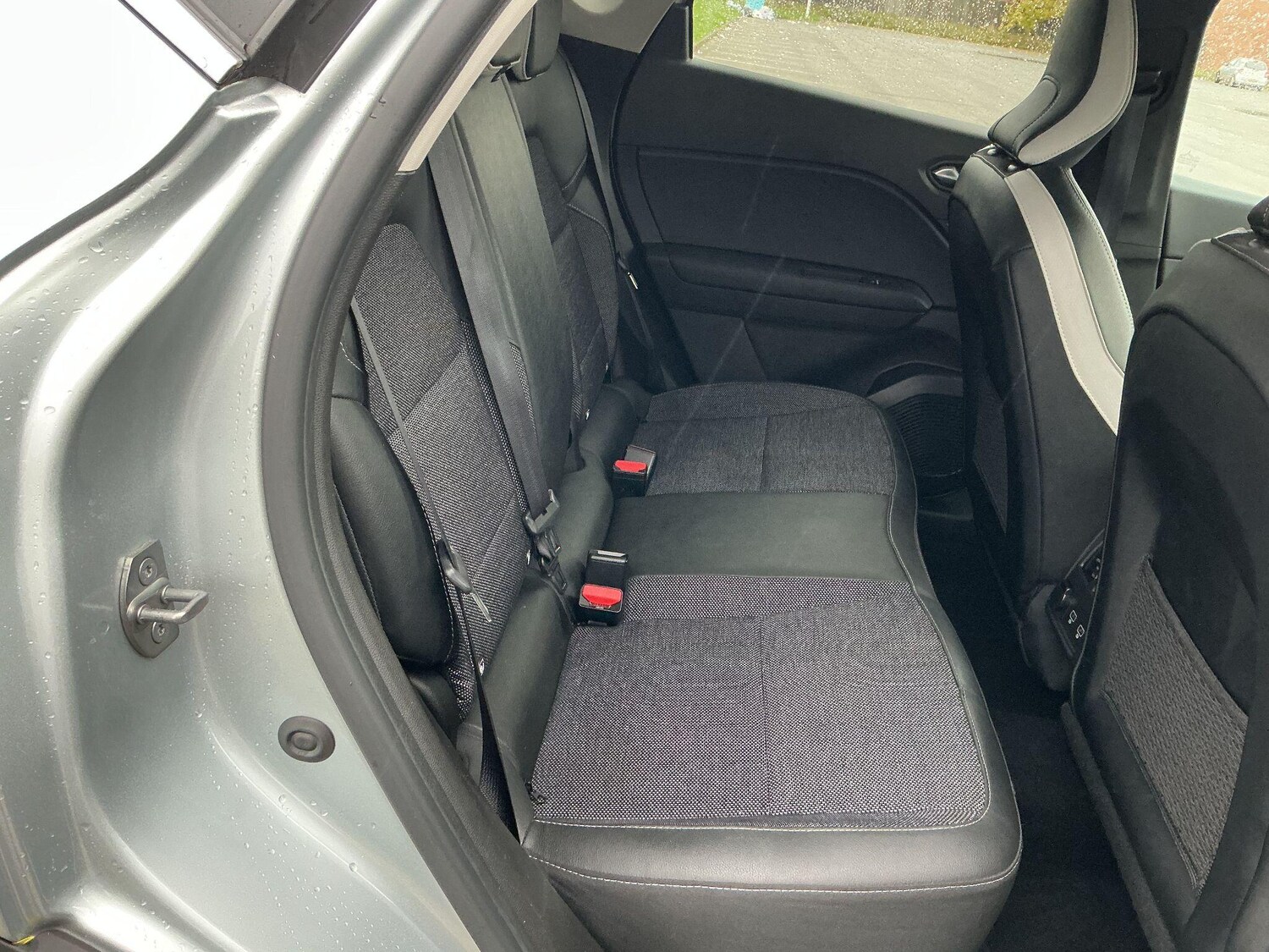 Used Renault Captur 2023 for sale - 76512182: Photo 36