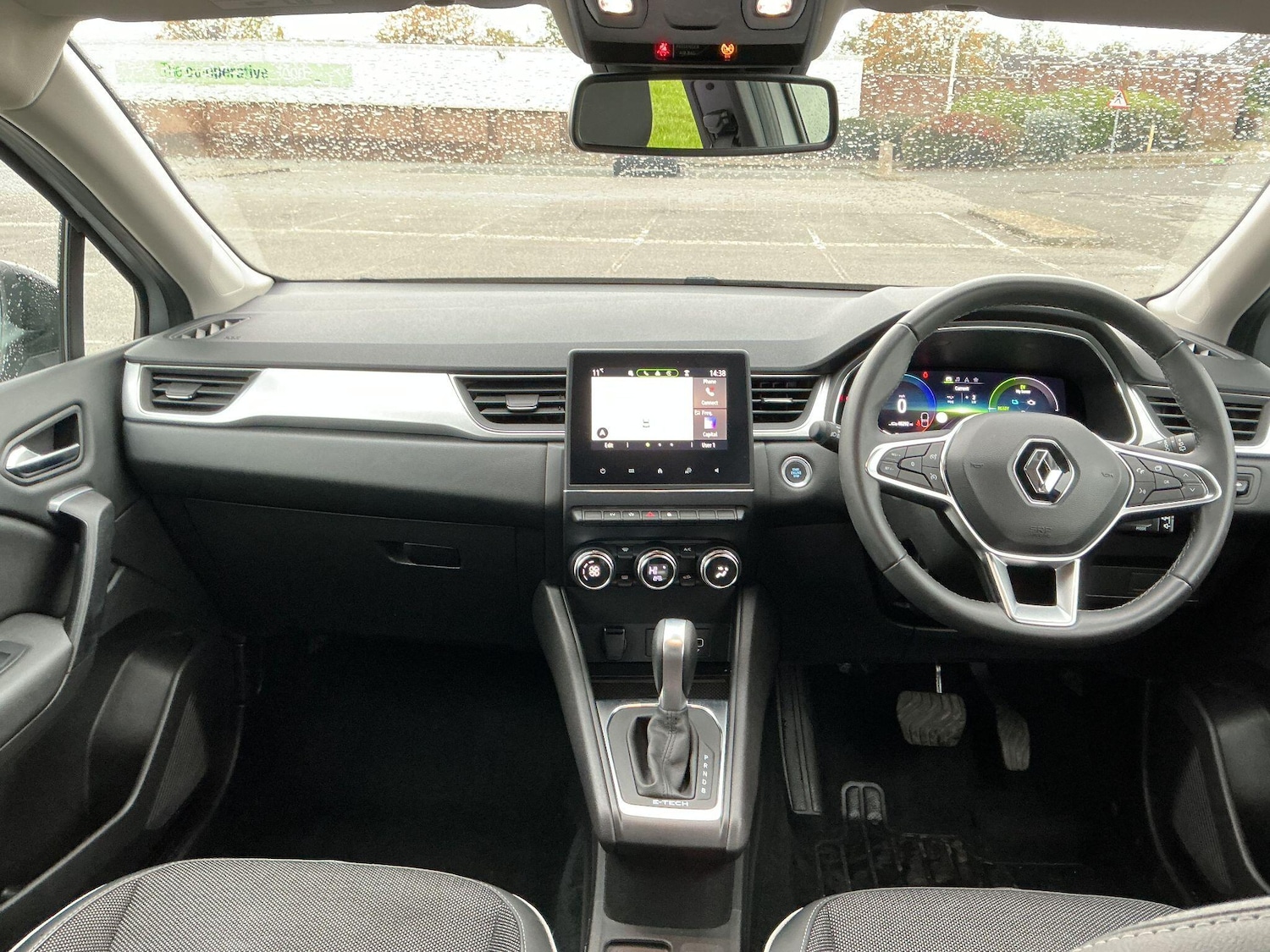 Used Renault Captur 2023 for sale - 76512182: Photo 38