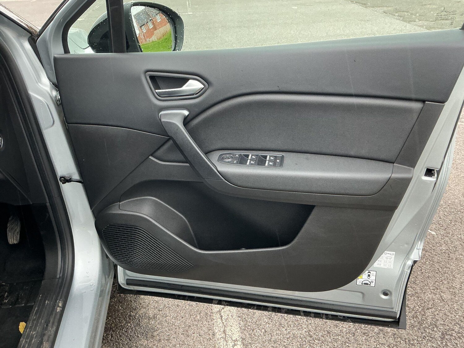 Used Renault Captur 2023 for sale - 76512182: Photo 40