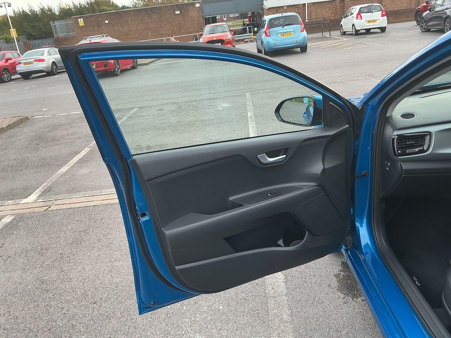 Used Kia Rio 2022 for sale - 76658116: Photo 30