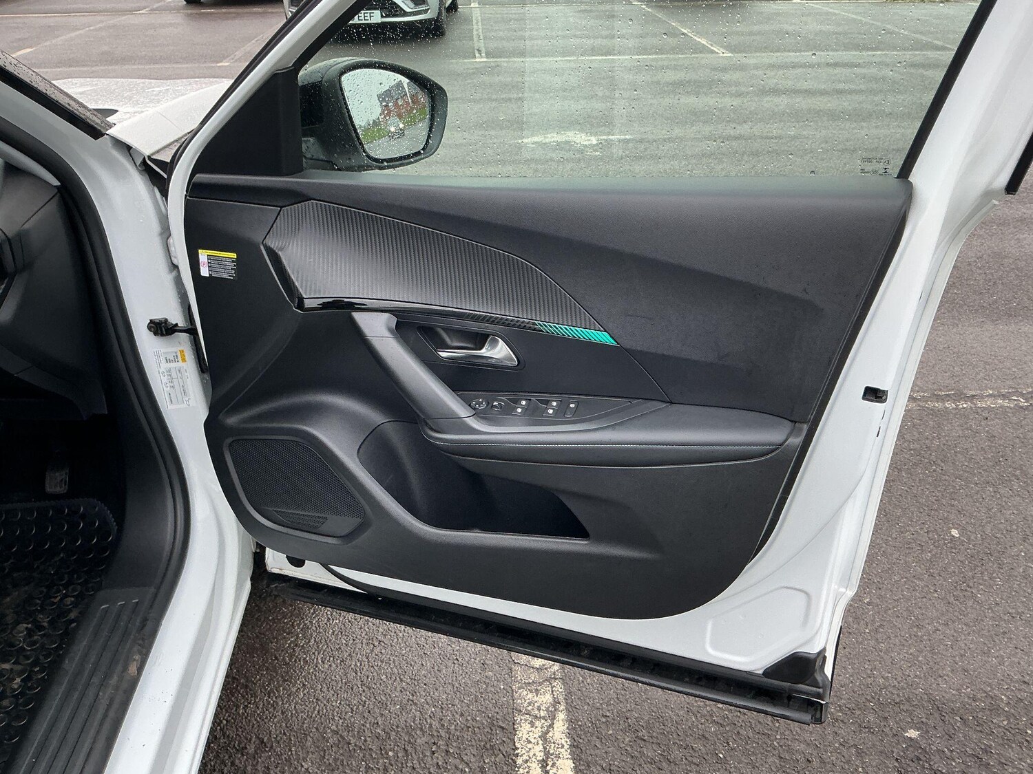 Used Peugeot 2008 2022 for sale - 77400644: Photo 28