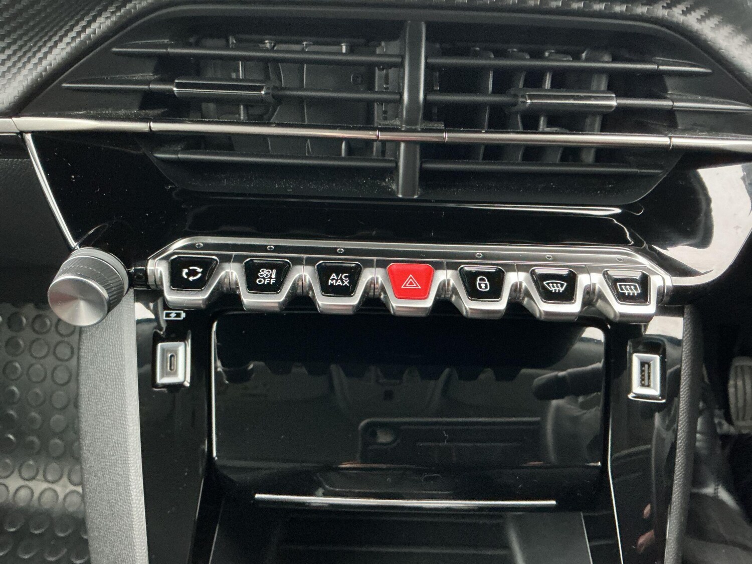 Used Peugeot 2008 2022 for sale - 77400644: Photo 65