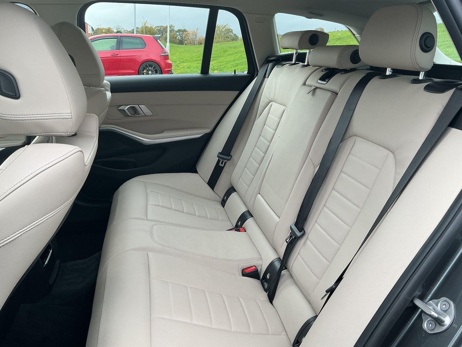 Used BMW 3 Series 2020 for sale - 76592310: Photo 18