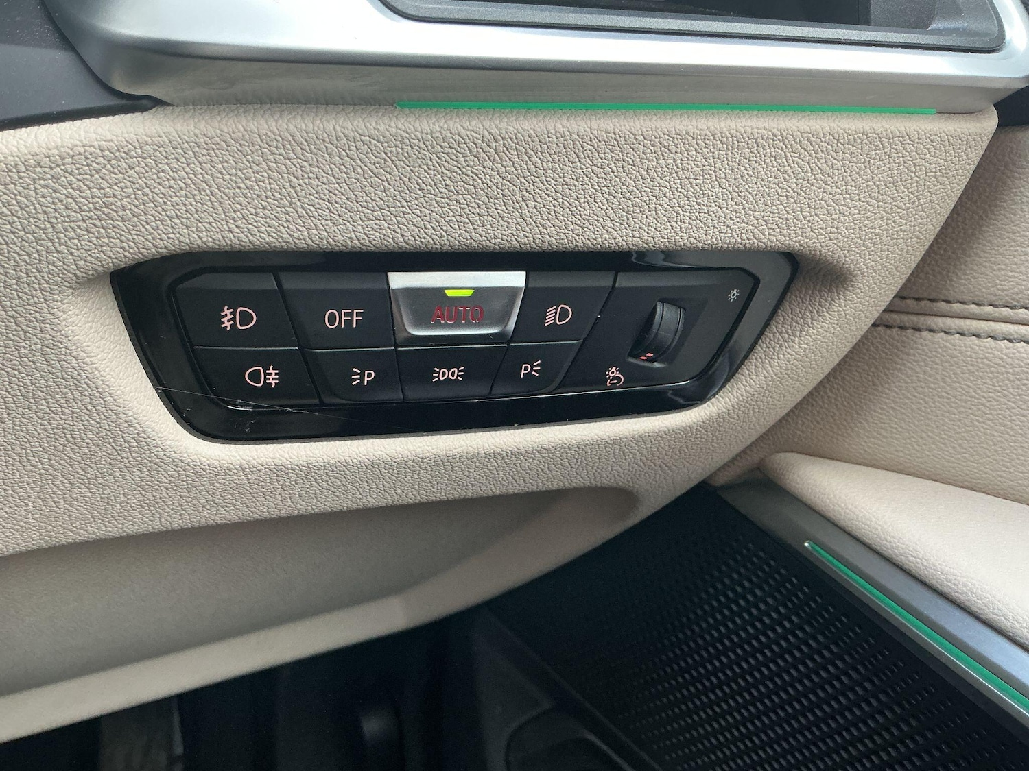 Used BMW 3 Series 2020 for sale - 76592310: Photo 32