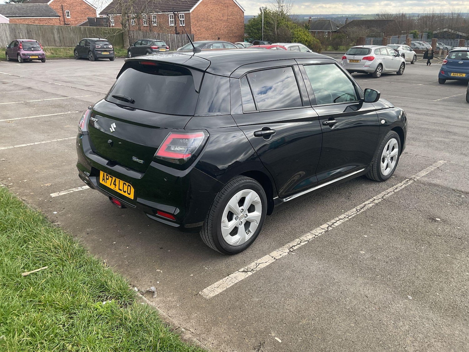 Used Suzuki Swift for sale - 77957203: Photo 2