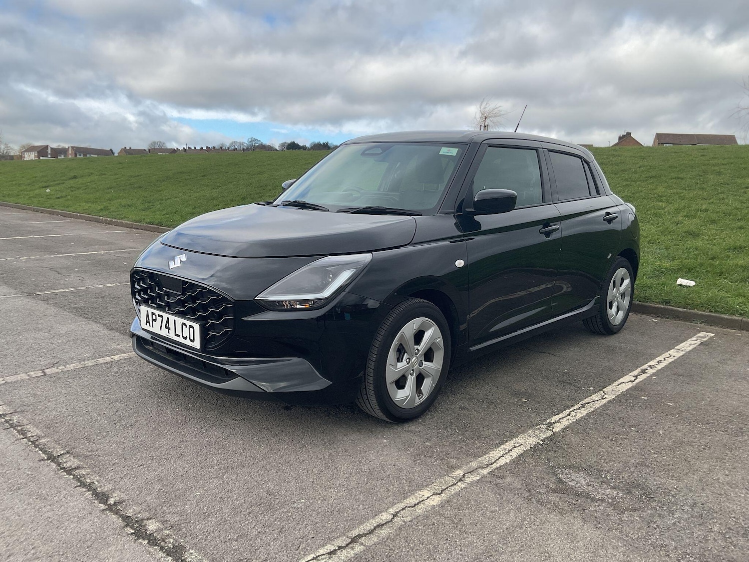 Used Suzuki Swift for sale - 77957203: Photo 4