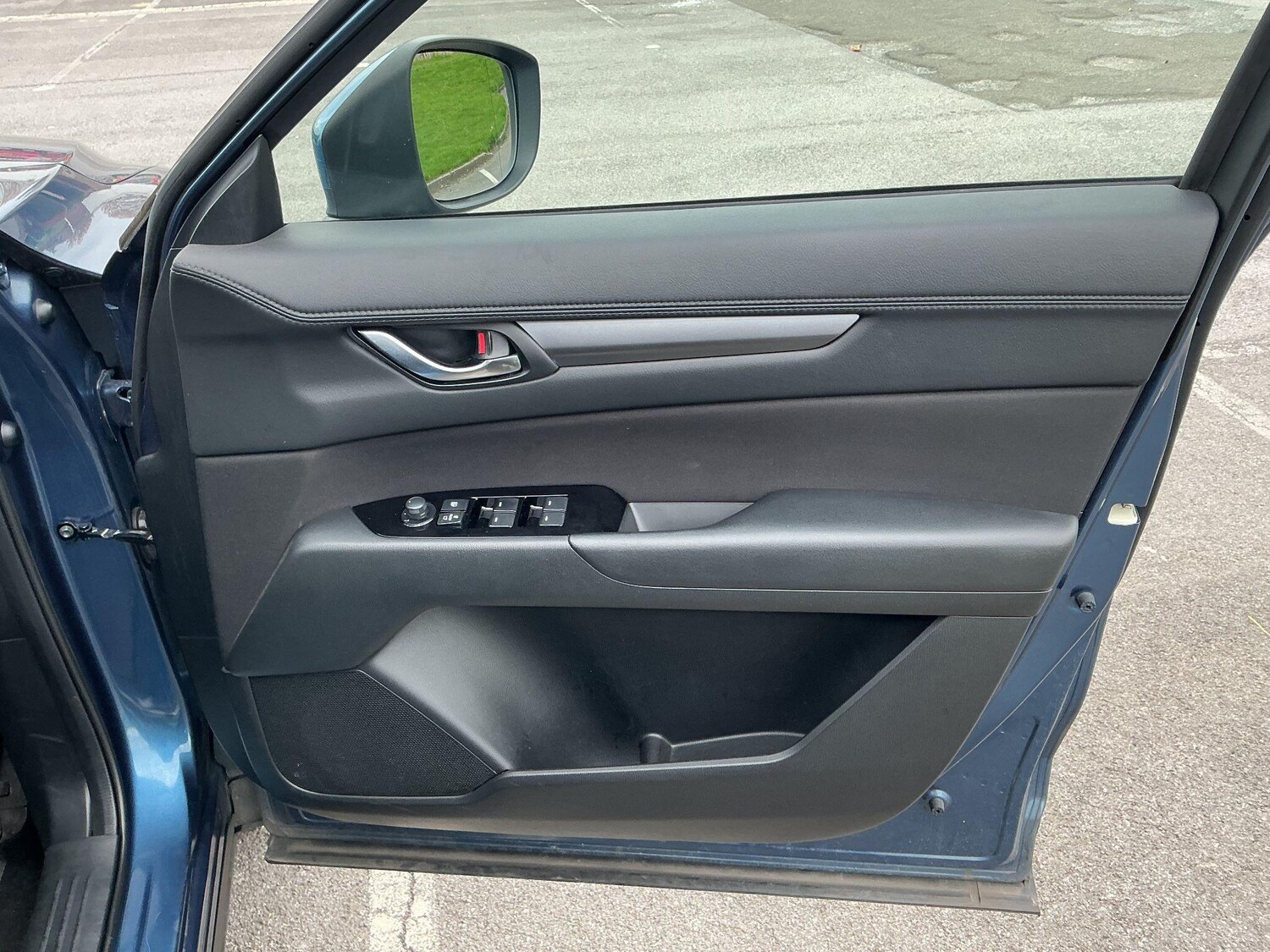 Used Mazda CX-5 2023 for sale - 76360040: Photo 33