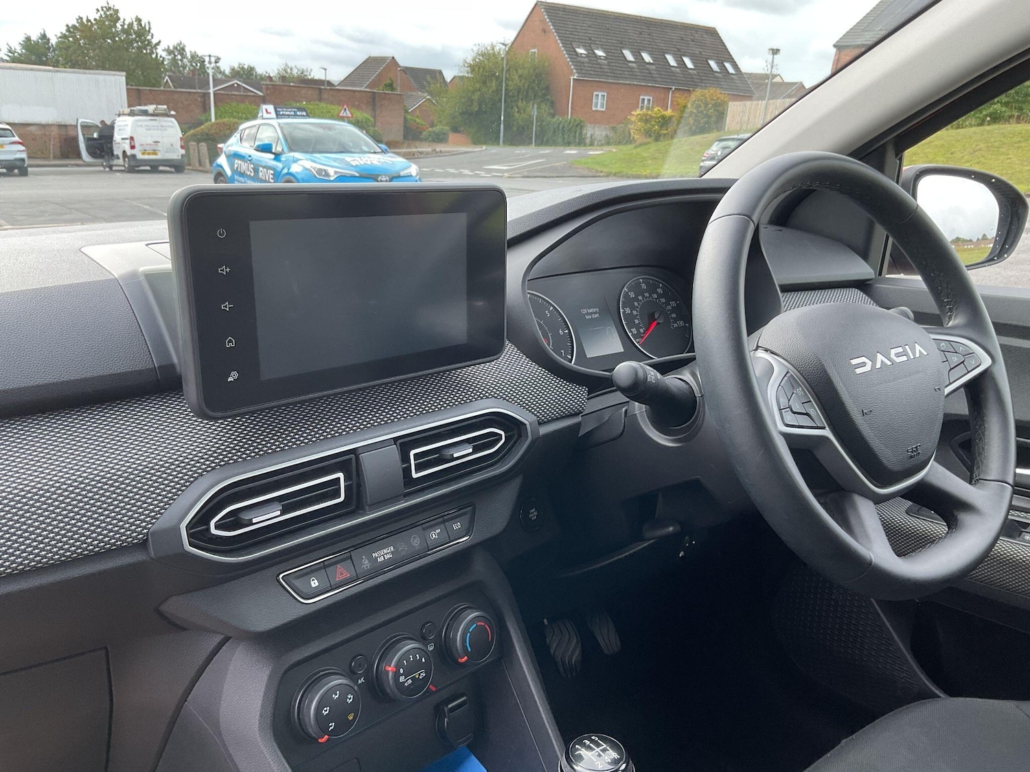 Used Dacia Sandero 2023 for sale - 76865135: Photo 12