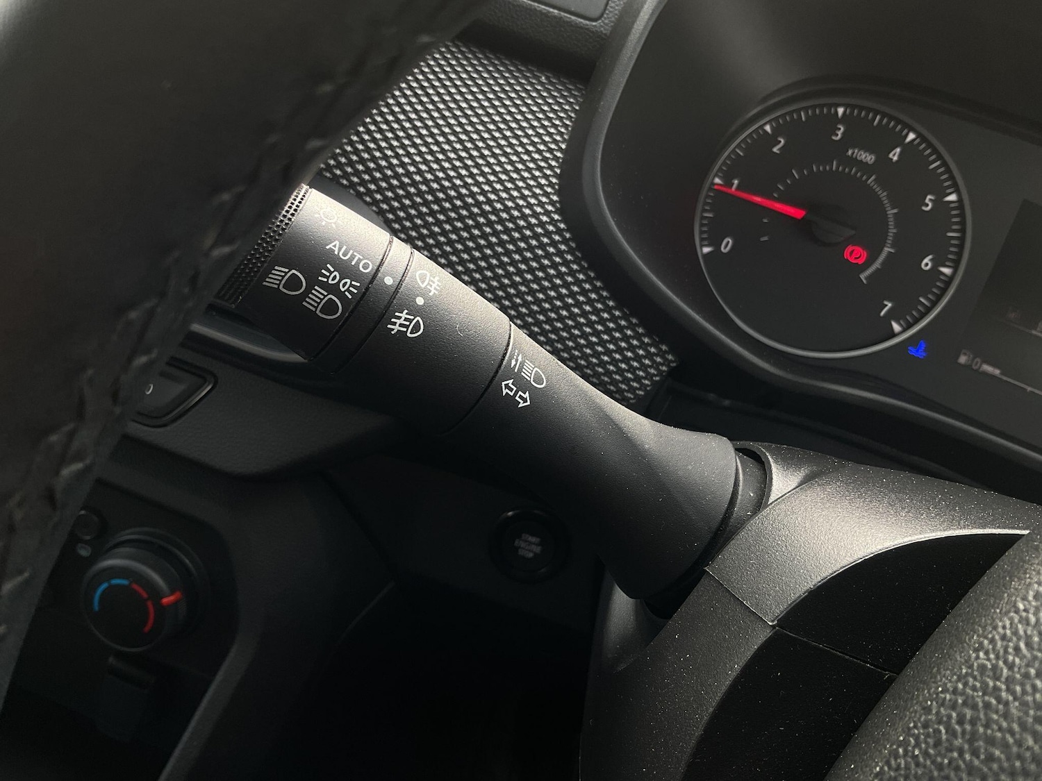 Used Dacia Sandero 2023 for sale - 76865135: Photo 32