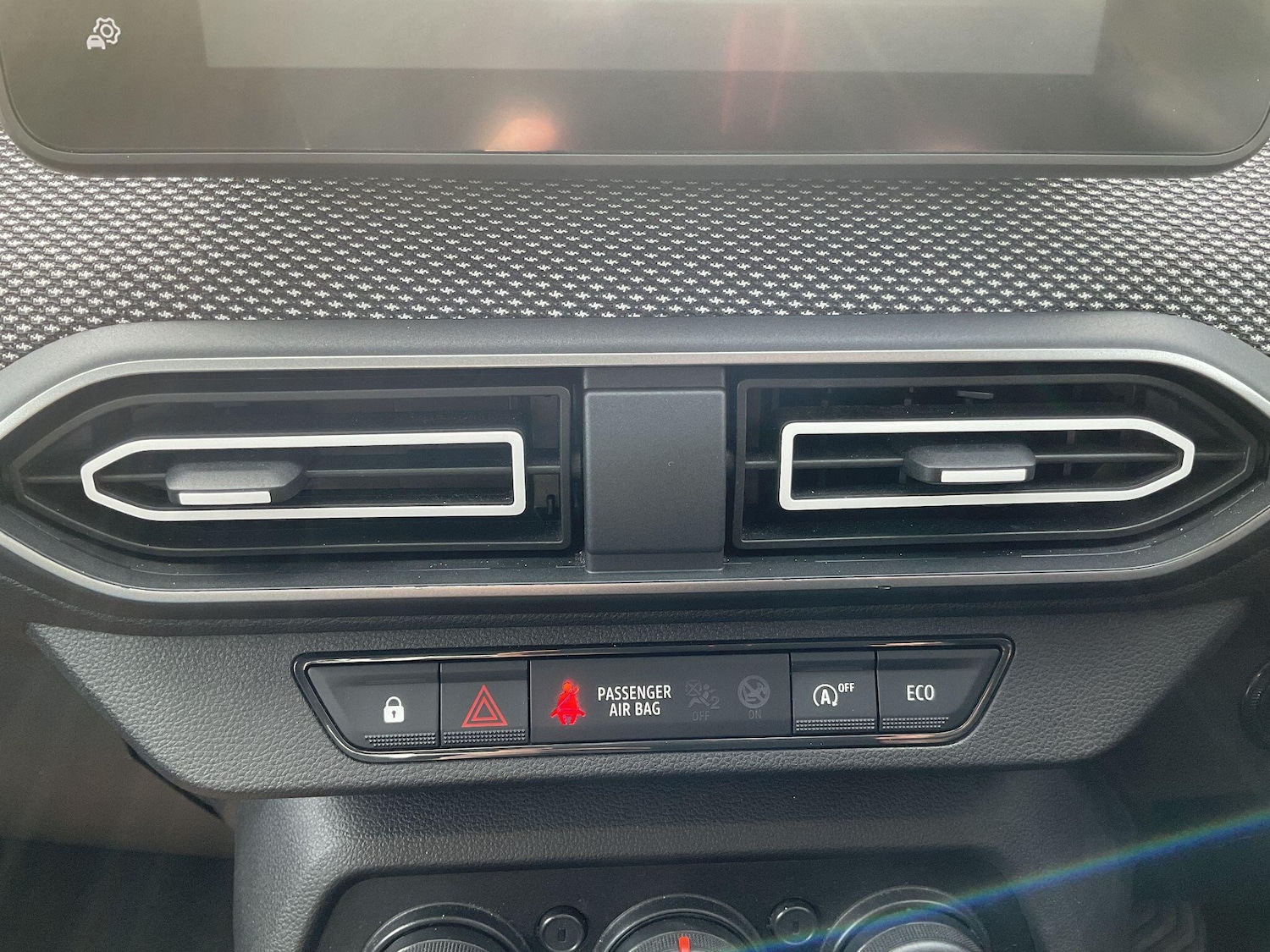 Used Dacia Sandero 2023 for sale - 76865135: Photo 36