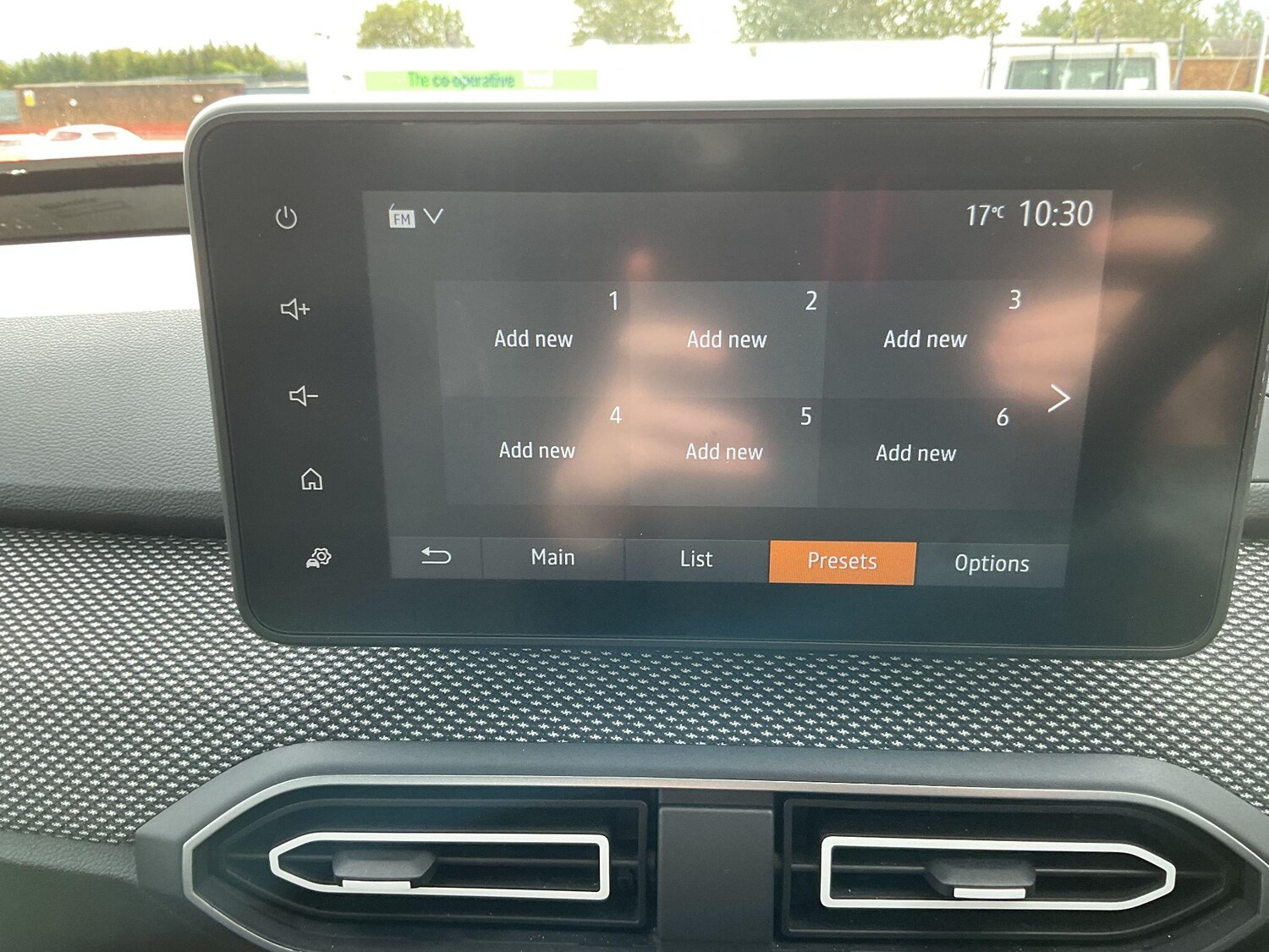 Used Dacia Sandero 2023 for sale - 76865135: Photo 51