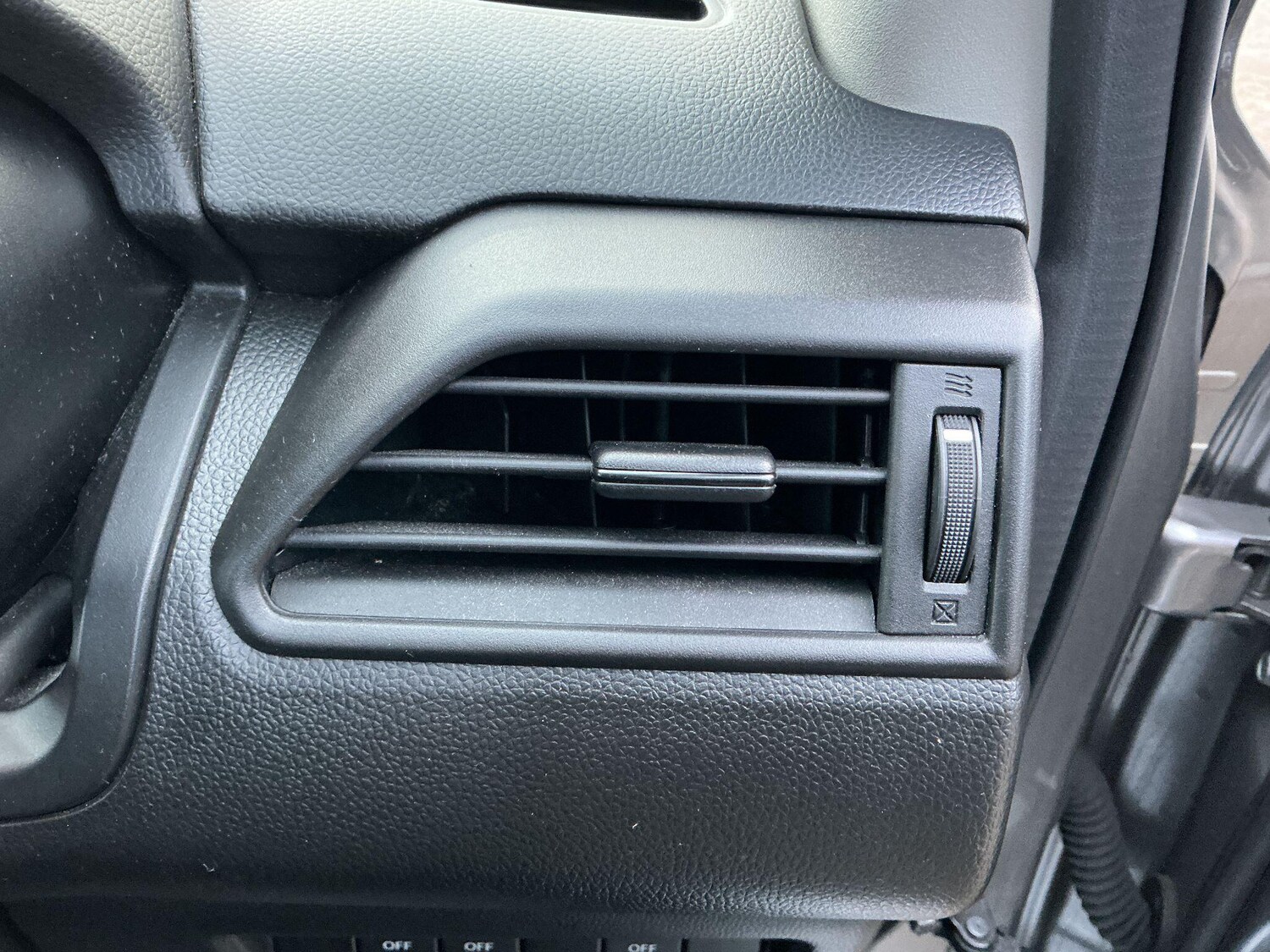 Used Suzuki Swift 2023 for sale - 77550017: Photo 45