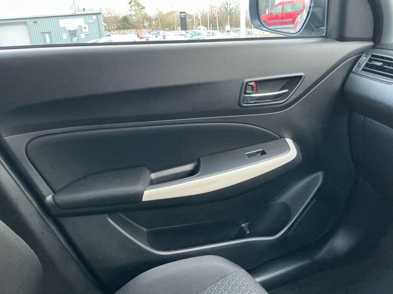 Used Suzuki Swift 2023 for sale - 77550017: Photo 57