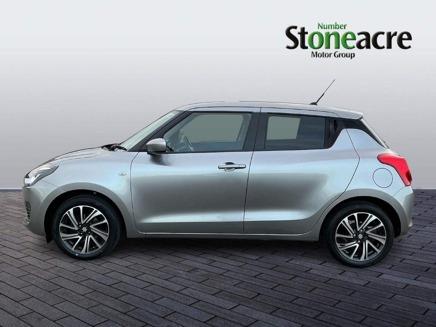 Used Suzuki Swift 2023 for sale - 77550017: Photo 6