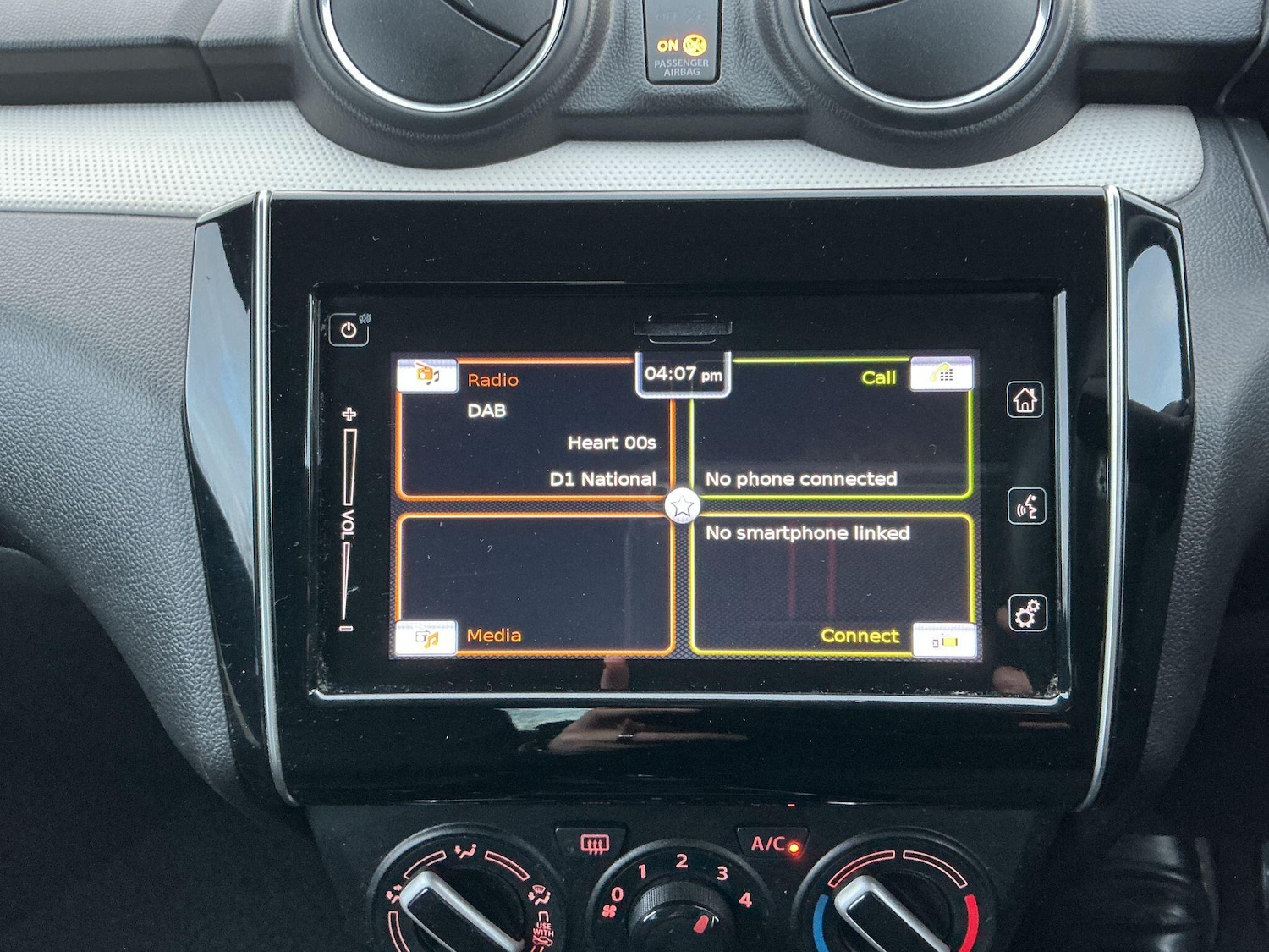 Used Suzuki Swift 2023 for sale - 77550017: Photo 60