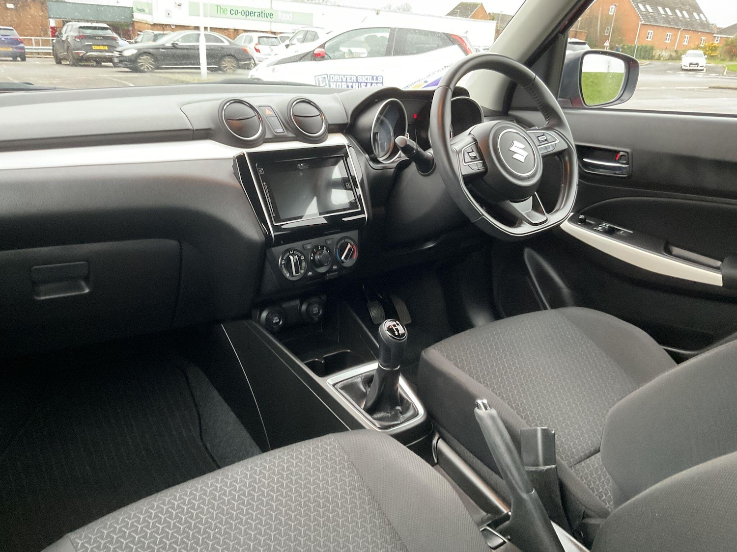 Used Suzuki Swift 2023 for sale - 77440534: Photo 10