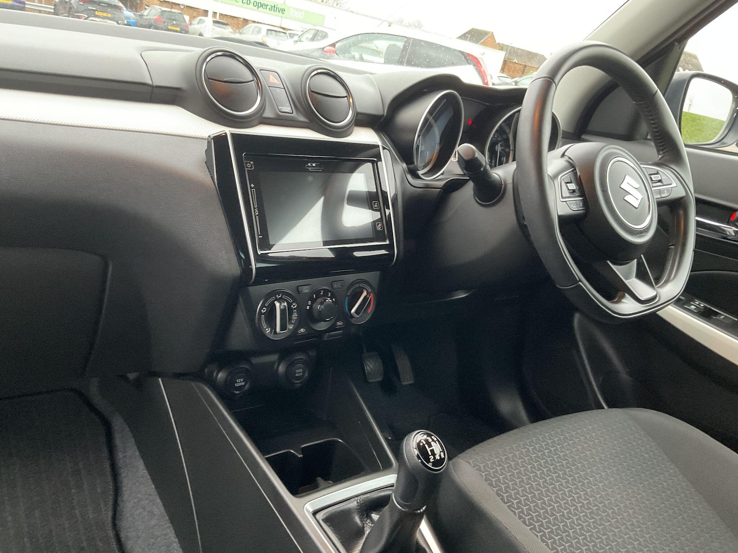 Used Suzuki Swift 2023 for sale - 77440534: Photo 11