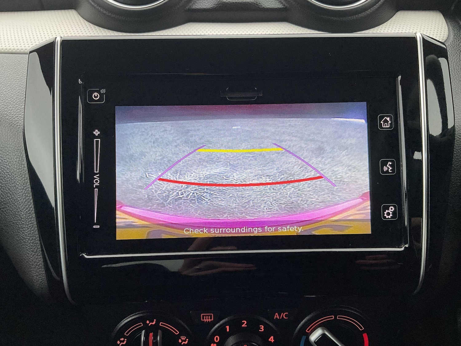 Used Suzuki Swift 2023 for sale - 77440534: Photo 47