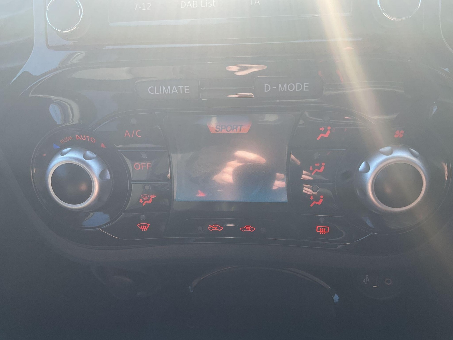 Used Nissan Juke 2018 for sale - 78204429: Photo 56