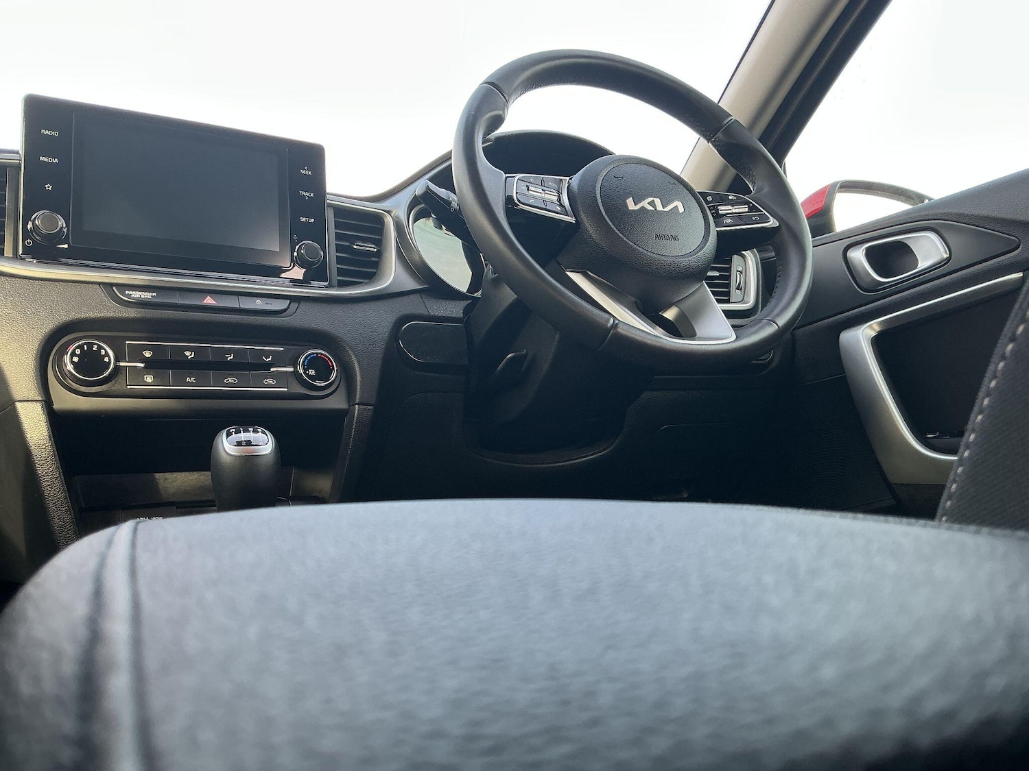 Used Kia XCeed 2023 for sale - 76759324: Photo 10