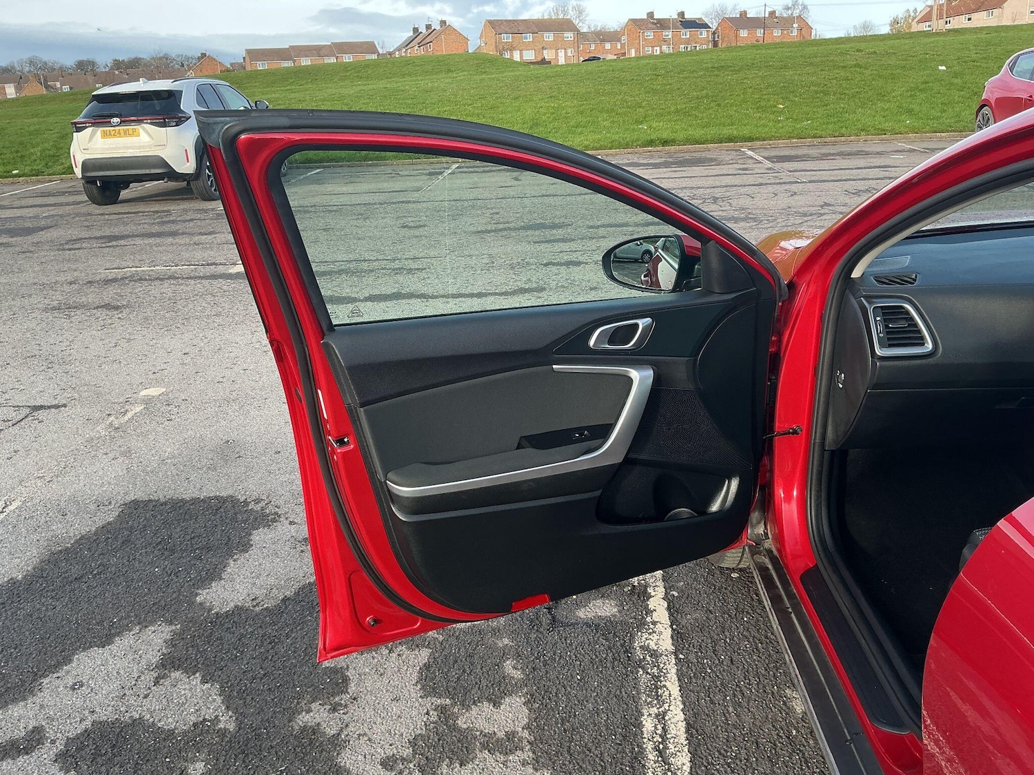 Used Kia XCeed 2023 for sale - 76759324: Photo 29