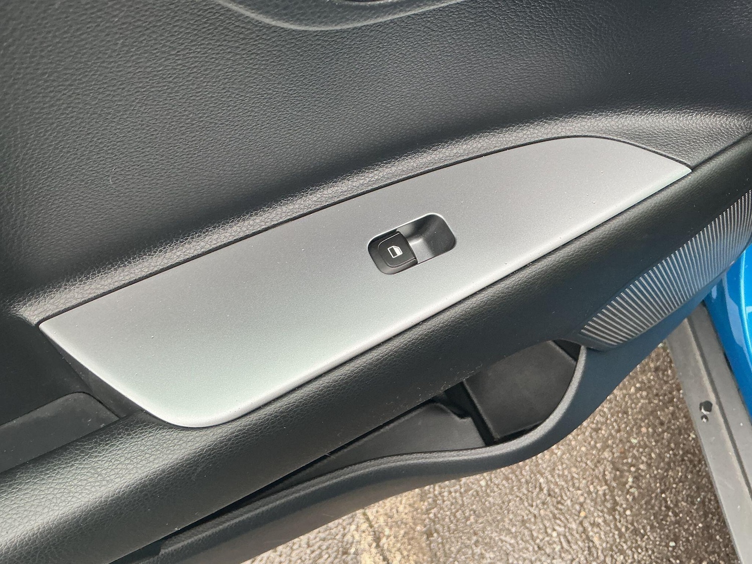 Used Kia Stonic 2024 for sale - 77549320: Photo 15