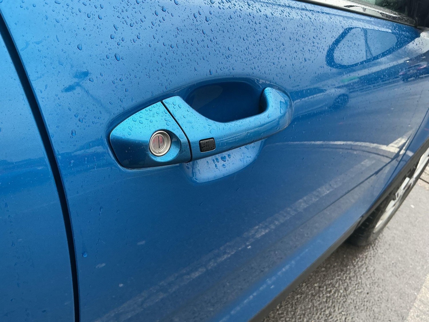 Used Kia Stonic 2024 for sale - 77549320: Photo 42