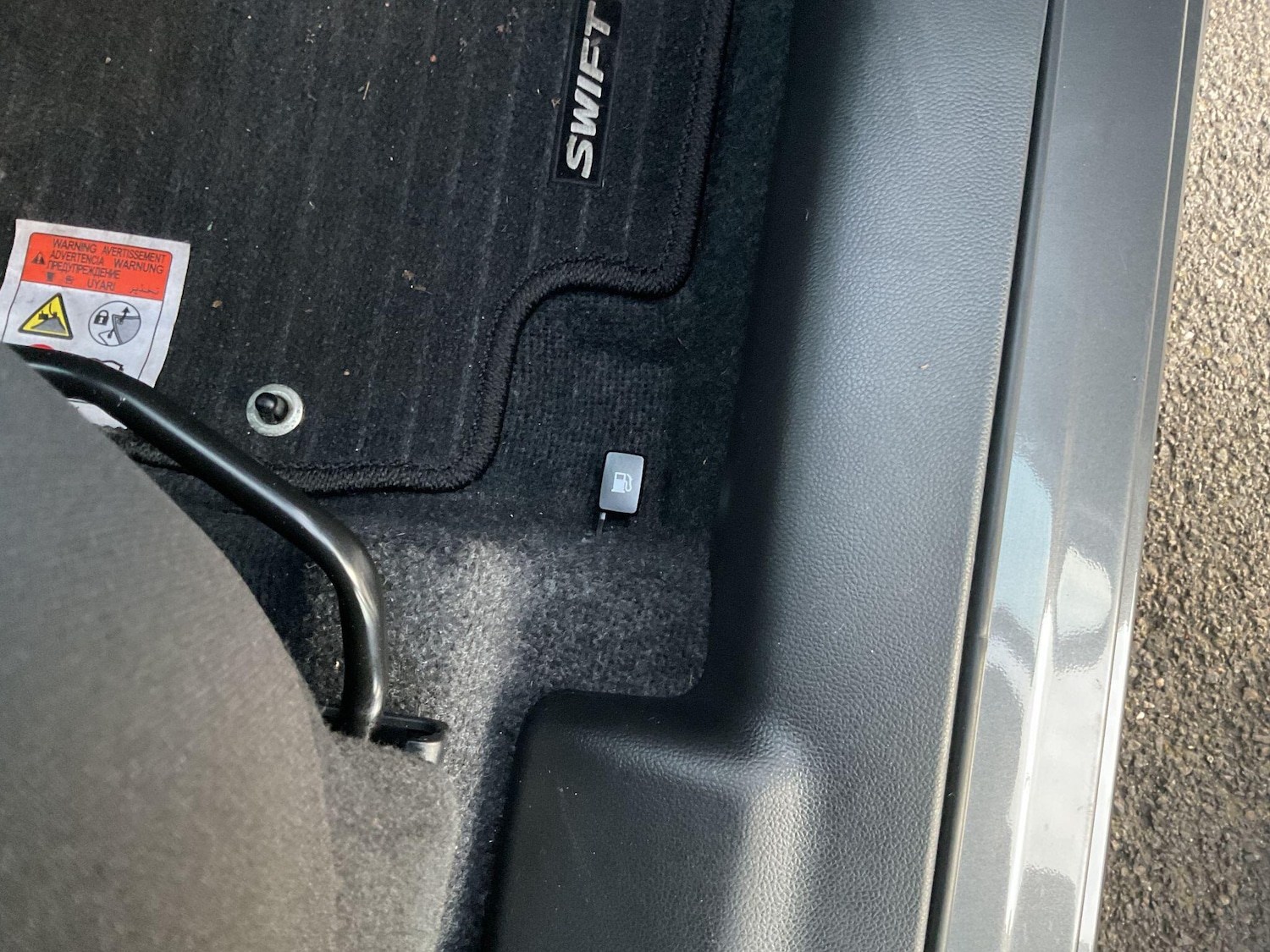 Used Suzuki Swift 2023 for sale - 77202702: Photo 88