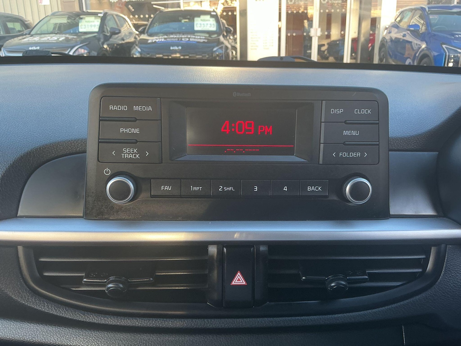 Used Kia Picanto 2020 for sale - 76658511: Photo 32