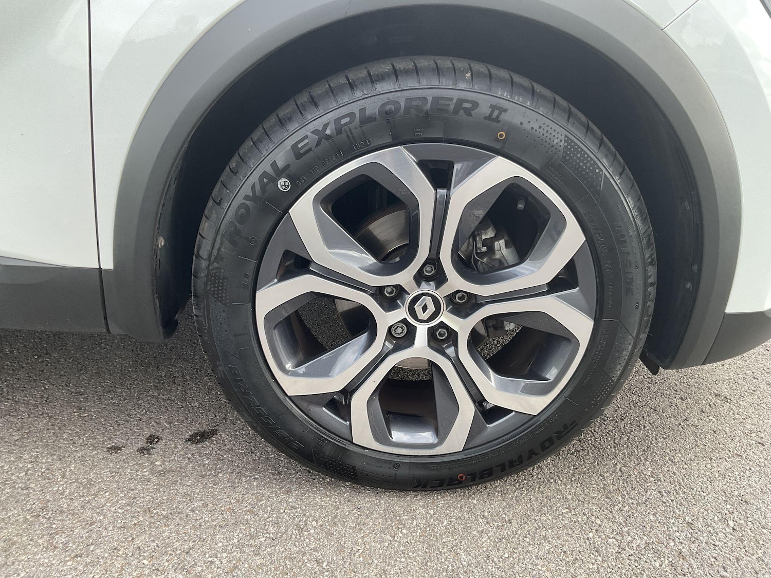 Used Renault Captur 2023 for sale - 76865358: Photo 43