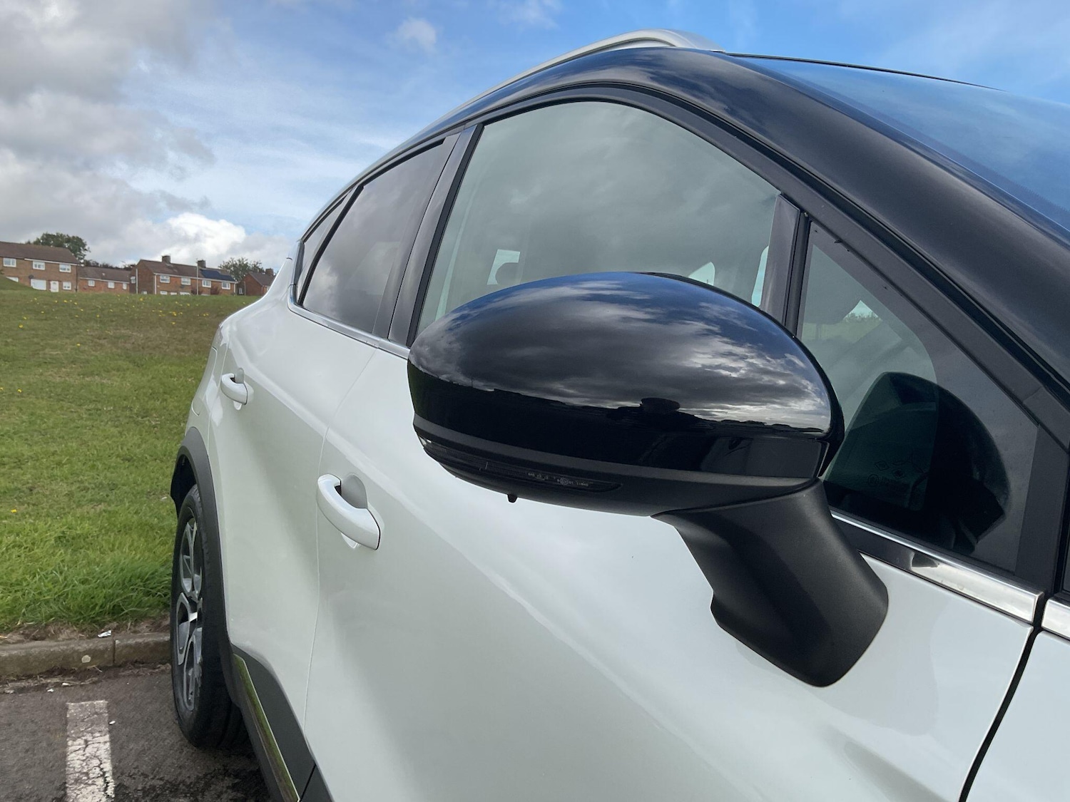 Used Renault Captur 2023 for sale - 76865358: Photo 60