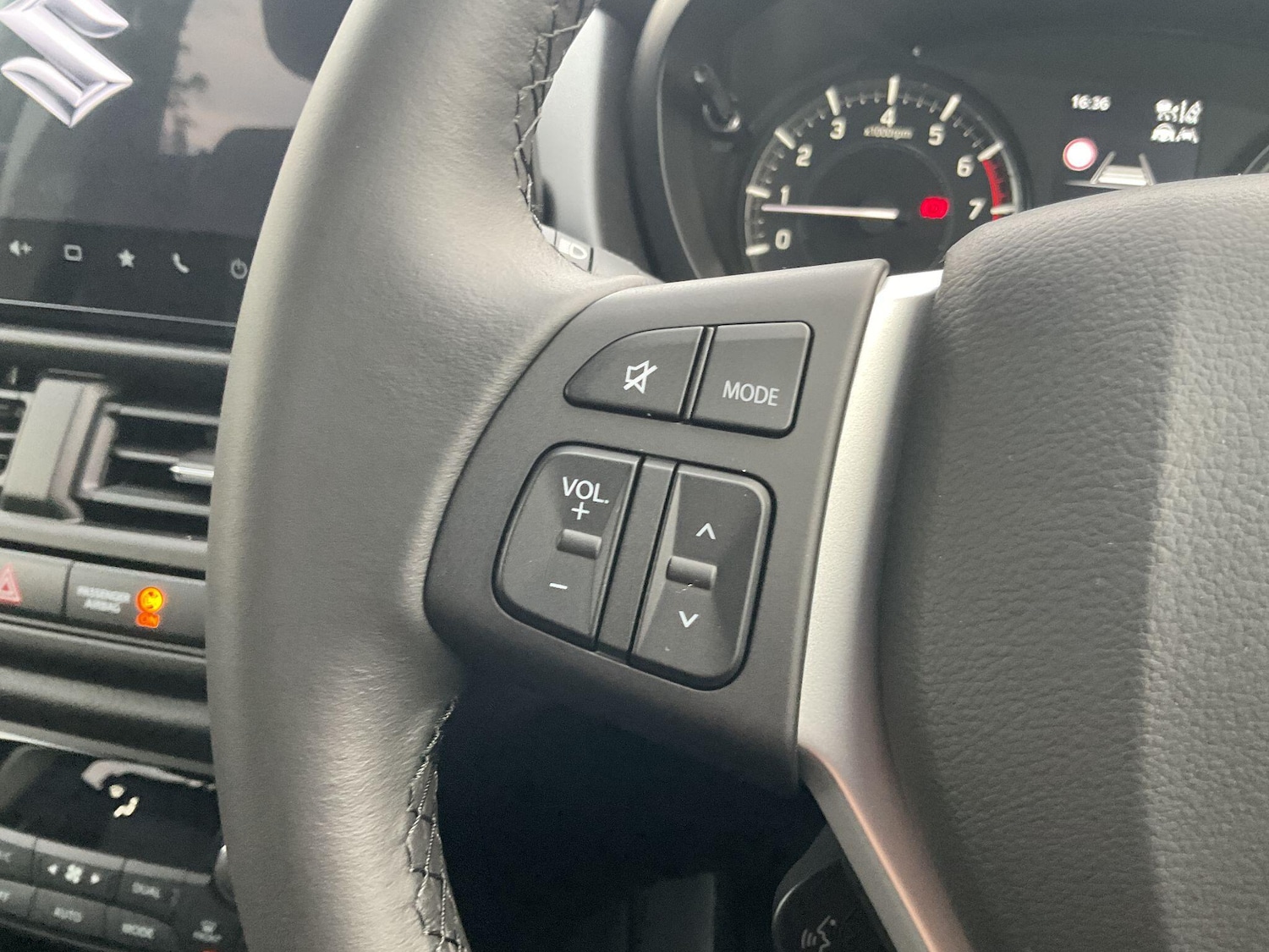 Used Suzuki SX4 S-Cross 2025 for sale - 76294924: Photo 57