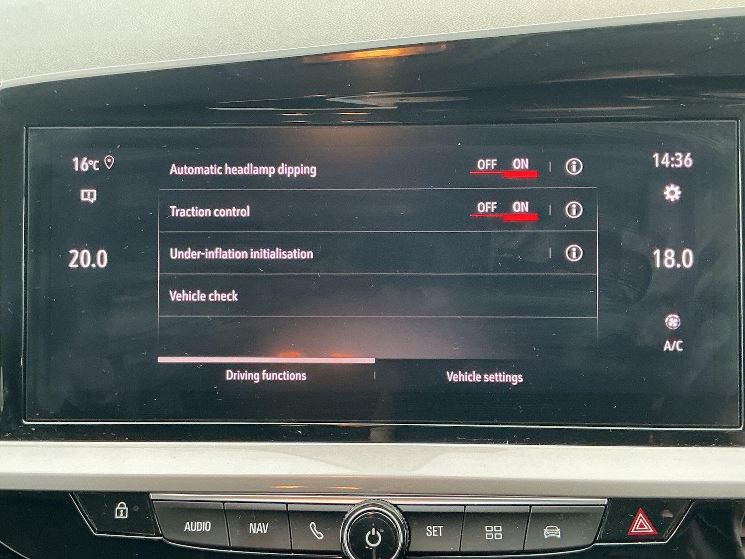 Used Vauxhall Grandland 2022 for sale - 77120612: Photo 41