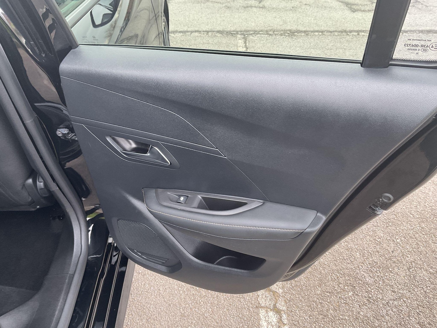 Used Peugeot 208 for sale - 77957118: Photo 31