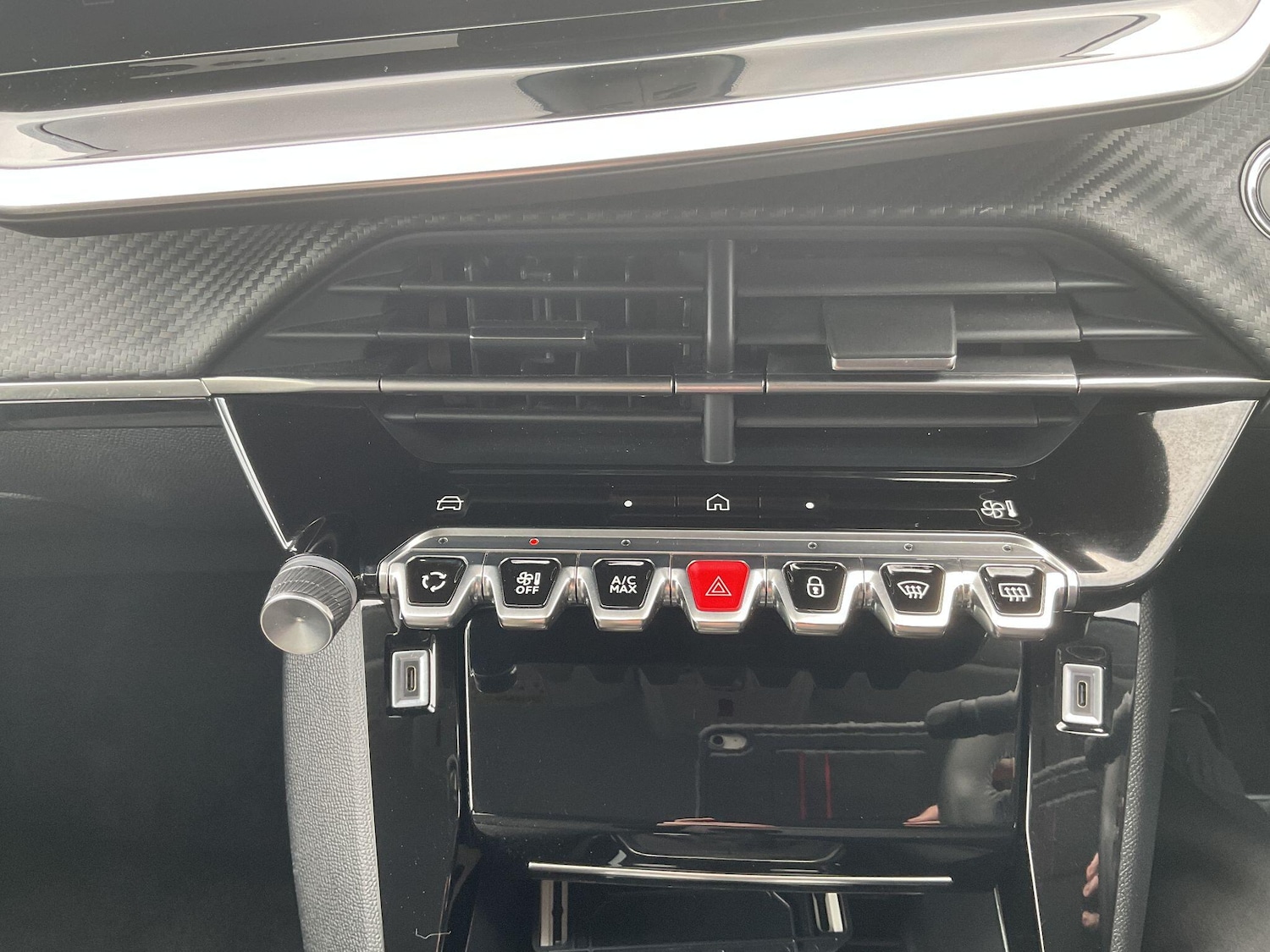 Used Peugeot 208 for sale - 77957118: Photo 63