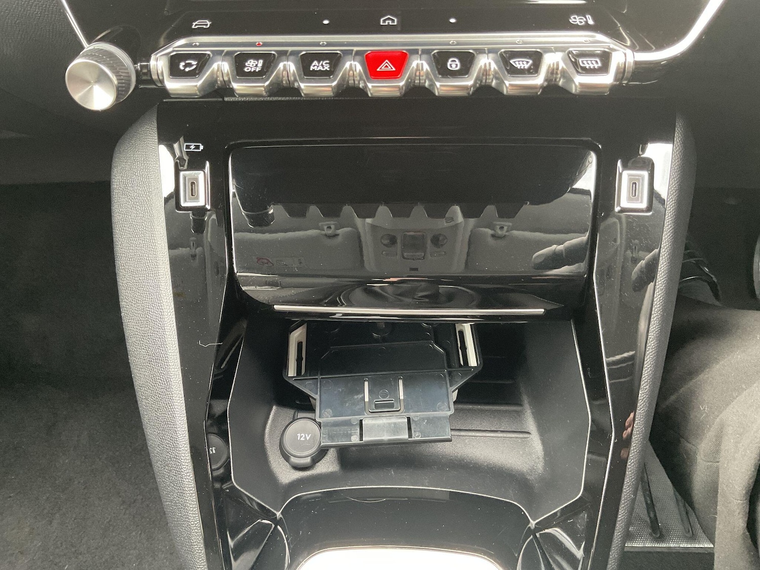 Used Peugeot 208 for sale - 77957118: Photo 64