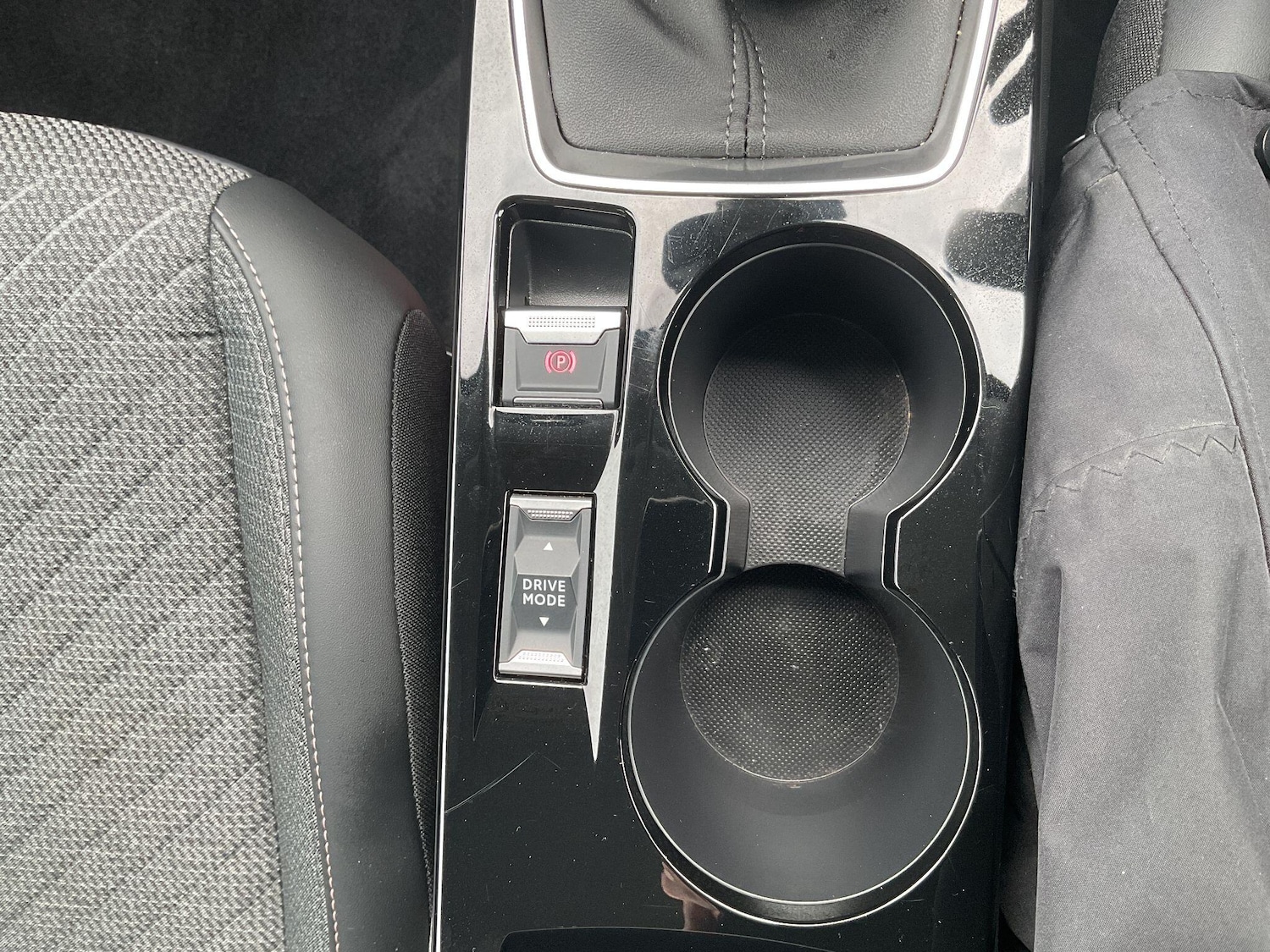 Used Peugeot 208 for sale - 77957118: Photo 67