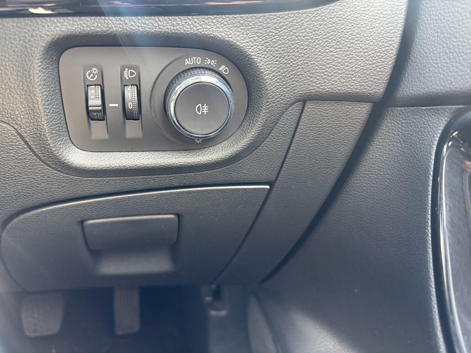 Vehicle 33