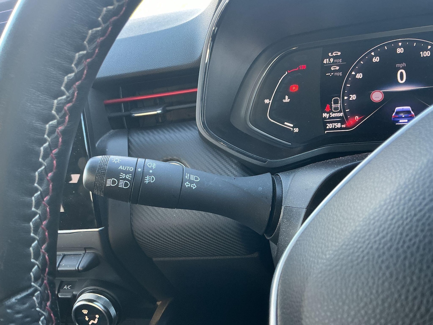 Used Renault Clio 2022 for sale - 76865832: Photo 20