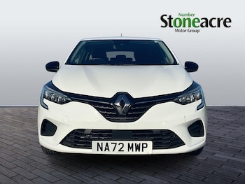 Used Renault Clio 2023 for sale - 76425421: Photo